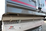 KRAKER CF-200 с системой подвижного пола (полуприцеп-щеповоз)