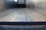 Полуприцеп с подвижным полом Carnehl 2011 г Cargo Floor (щеповоз)